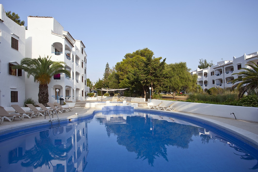 Apartamentos Europa 4/38