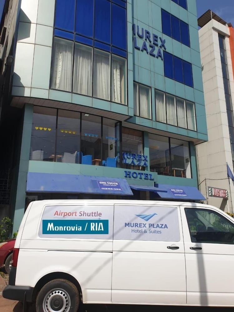 Murex Plaza Hotel and Suites 2/33