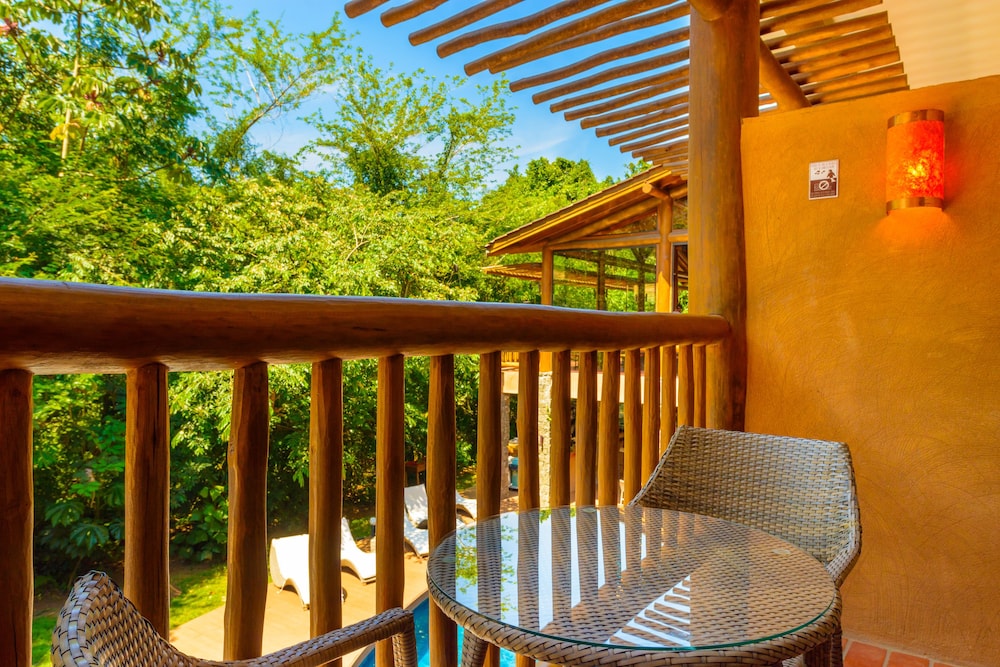 Kalango Boutique Hotel 53/75