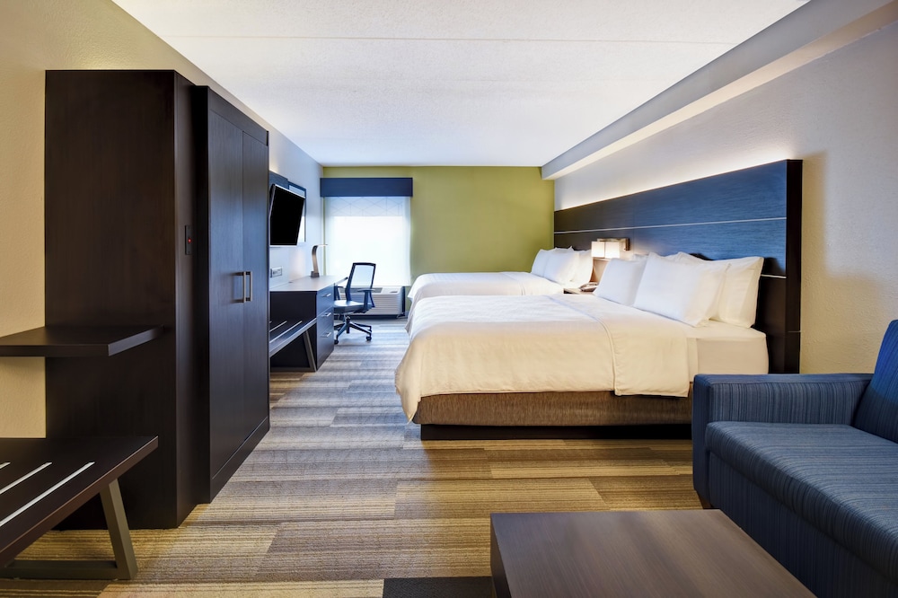 Standard, 2 Queen Beds