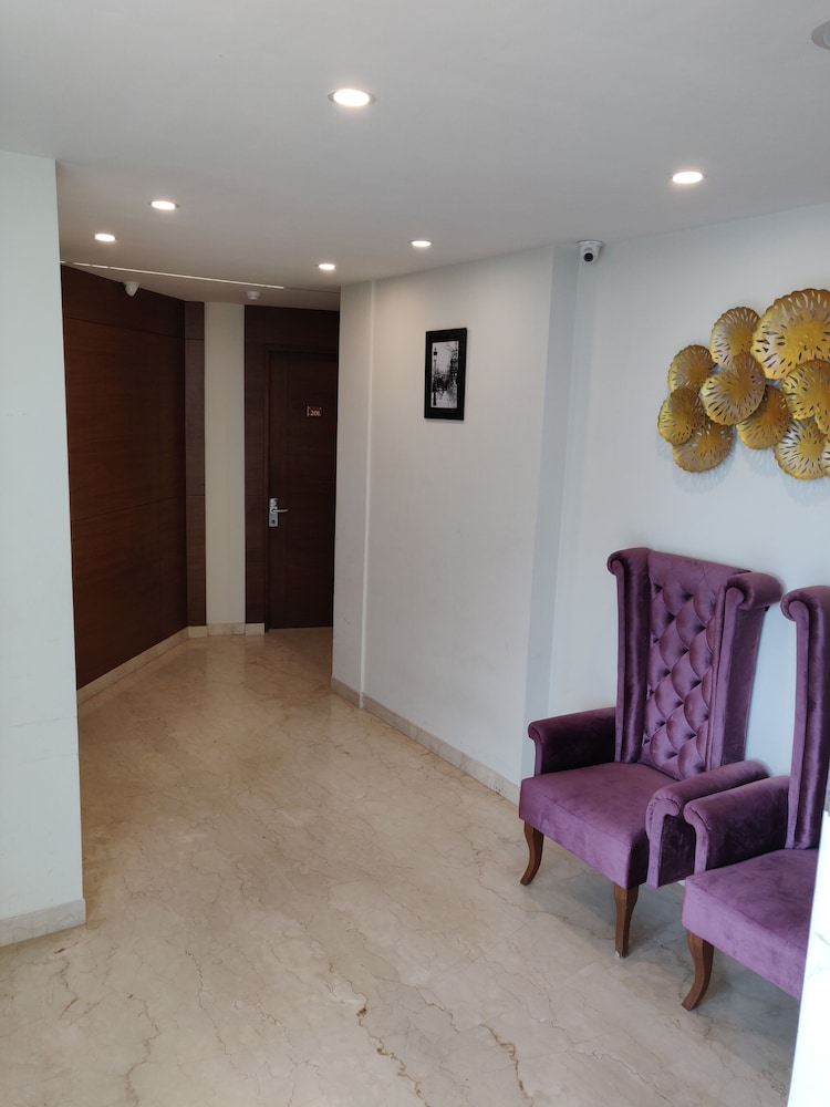 Hotel Maple Grand 17/28