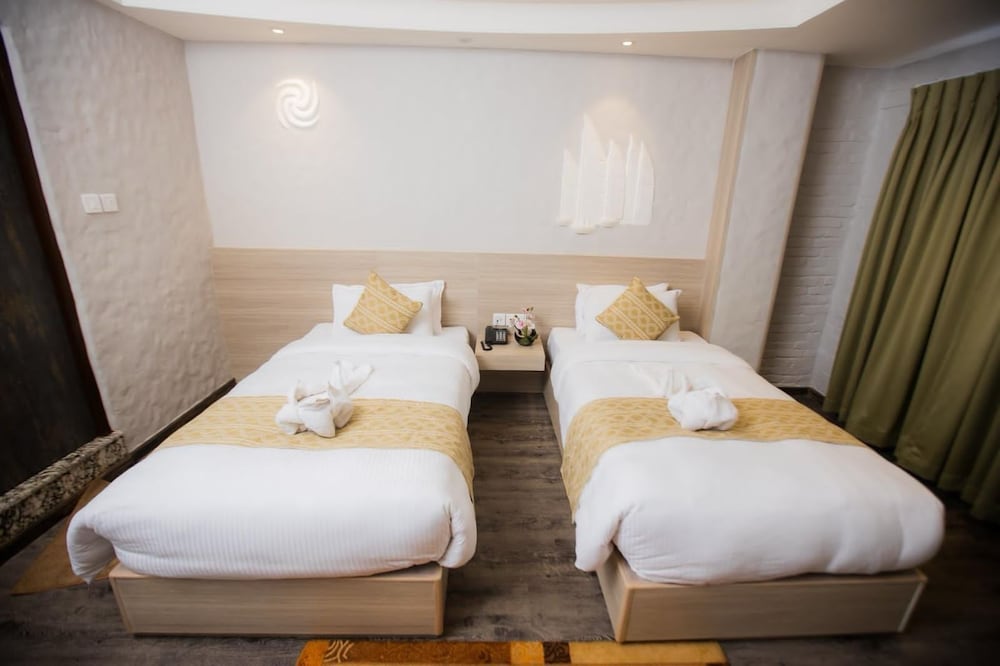 Vastu Boutique Hotel 9/40