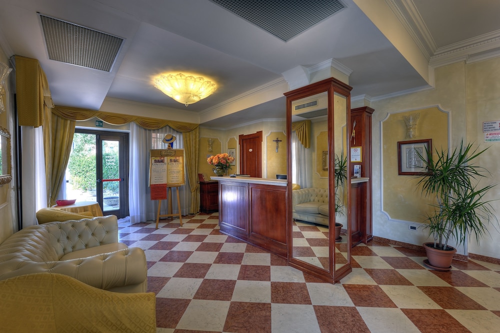 Russo Palace 14/57