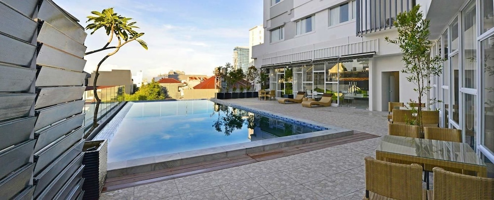 Whiz Prime Hotel Hasanuddin Makassar 5/36