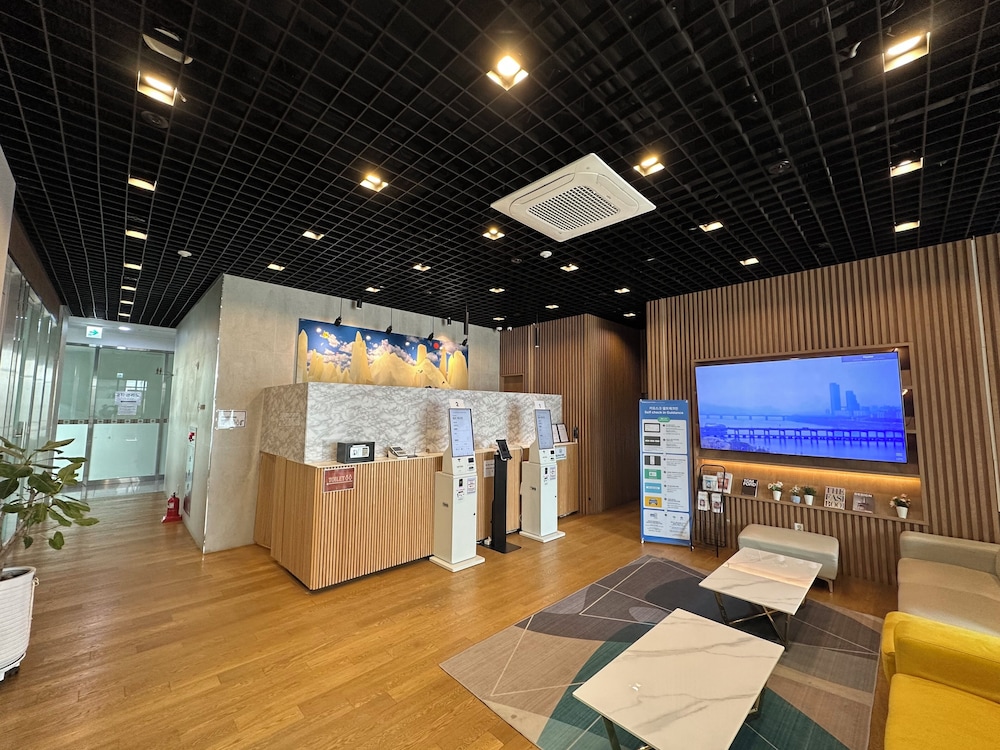 SR Hotel Yeongjong 9/52