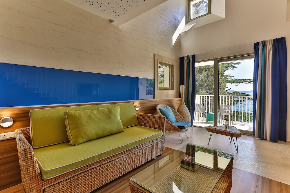 Carine Hotel Park 37/61