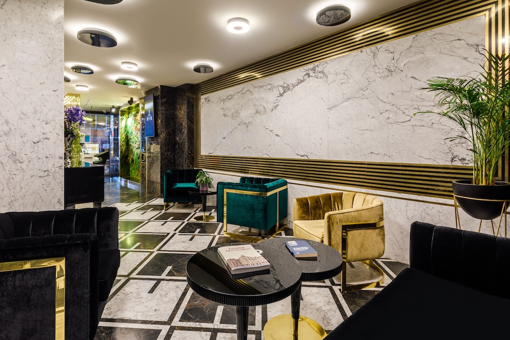 Euro Design Hotel 62/71