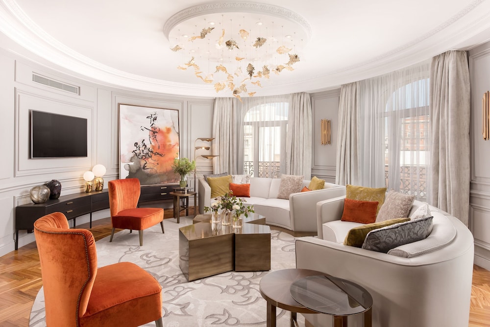 The Palace, A Luxury Collection Hotel 34/42