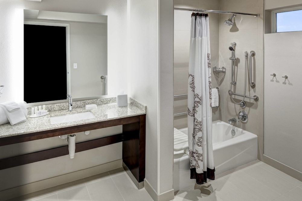 RESIDENCE INN DALLAS PLANO/RICHARDSON 15/42