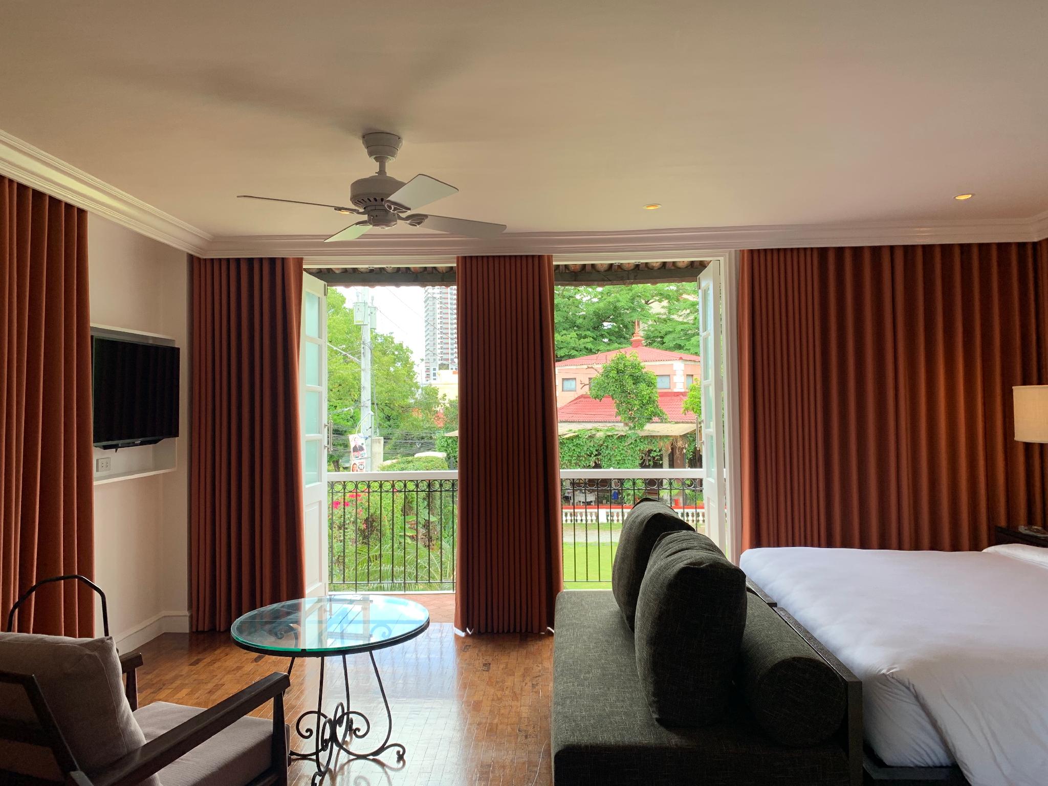 The Henry Suites MiraNila QC 23/41