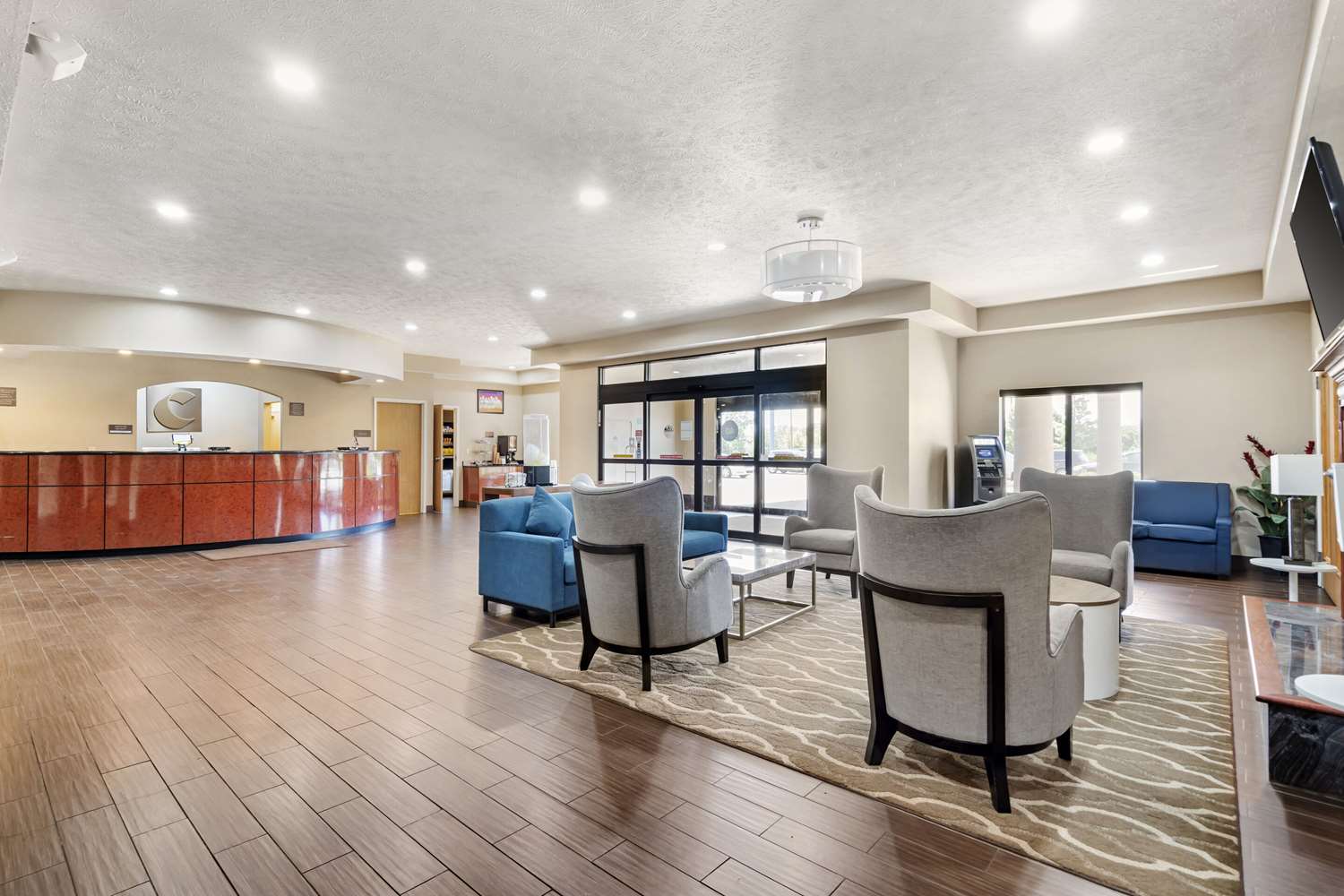 Comfort Suites Merrillville Near US 30 7/24