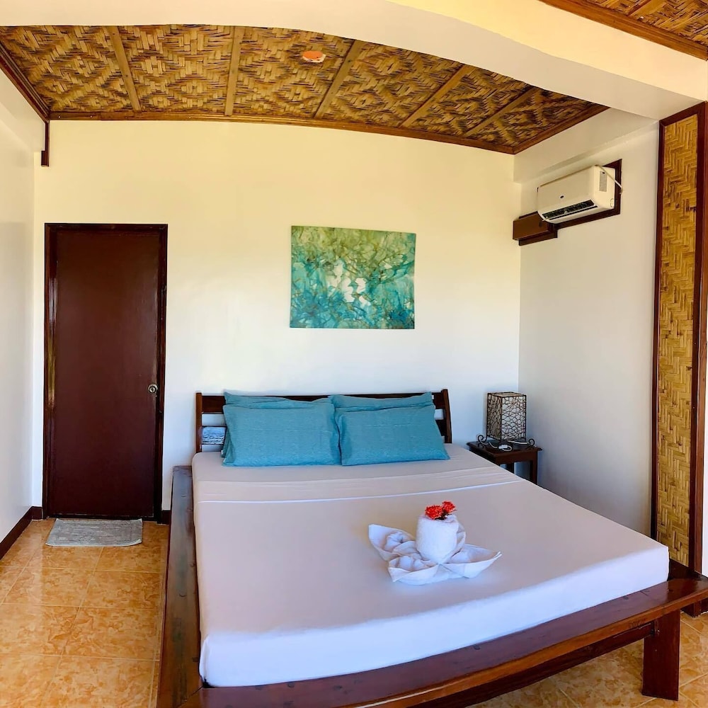 Ocean 101 Beach Resort 16/50