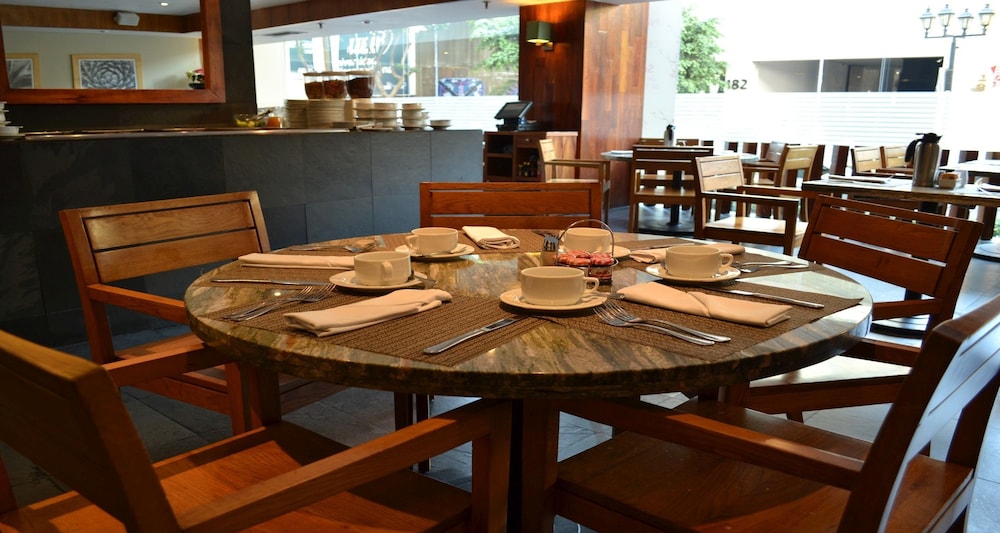 Galeria Plaza Reforma 54/69