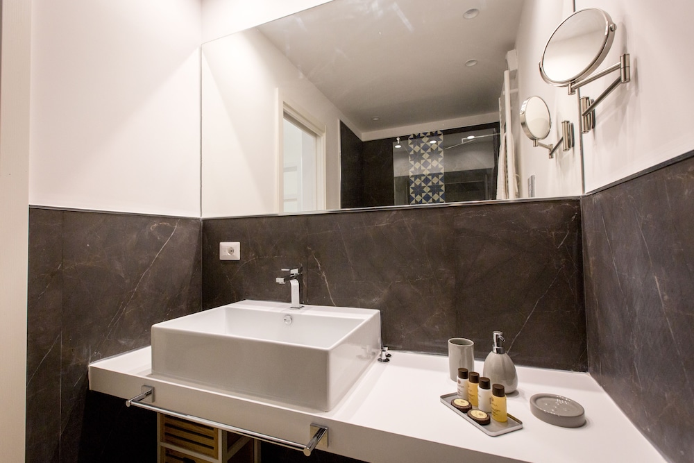 Palermo In Suite Aparthotel Shs 12/52