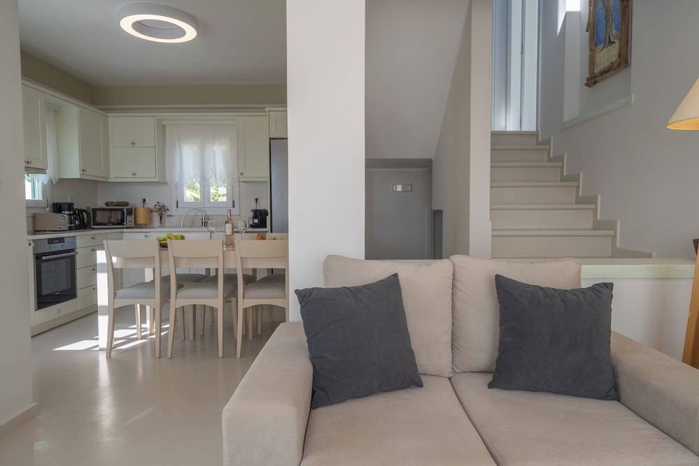 VALEA VILLA NAXOS 21/41