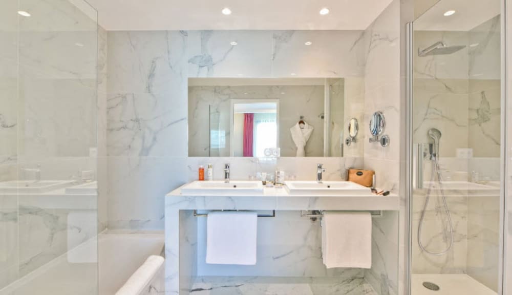 Hotel & Spa La Villa Port d Antibes 50/50