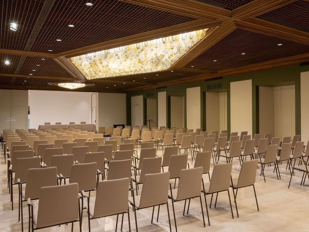 Movenpick Bari Hotel 42/50