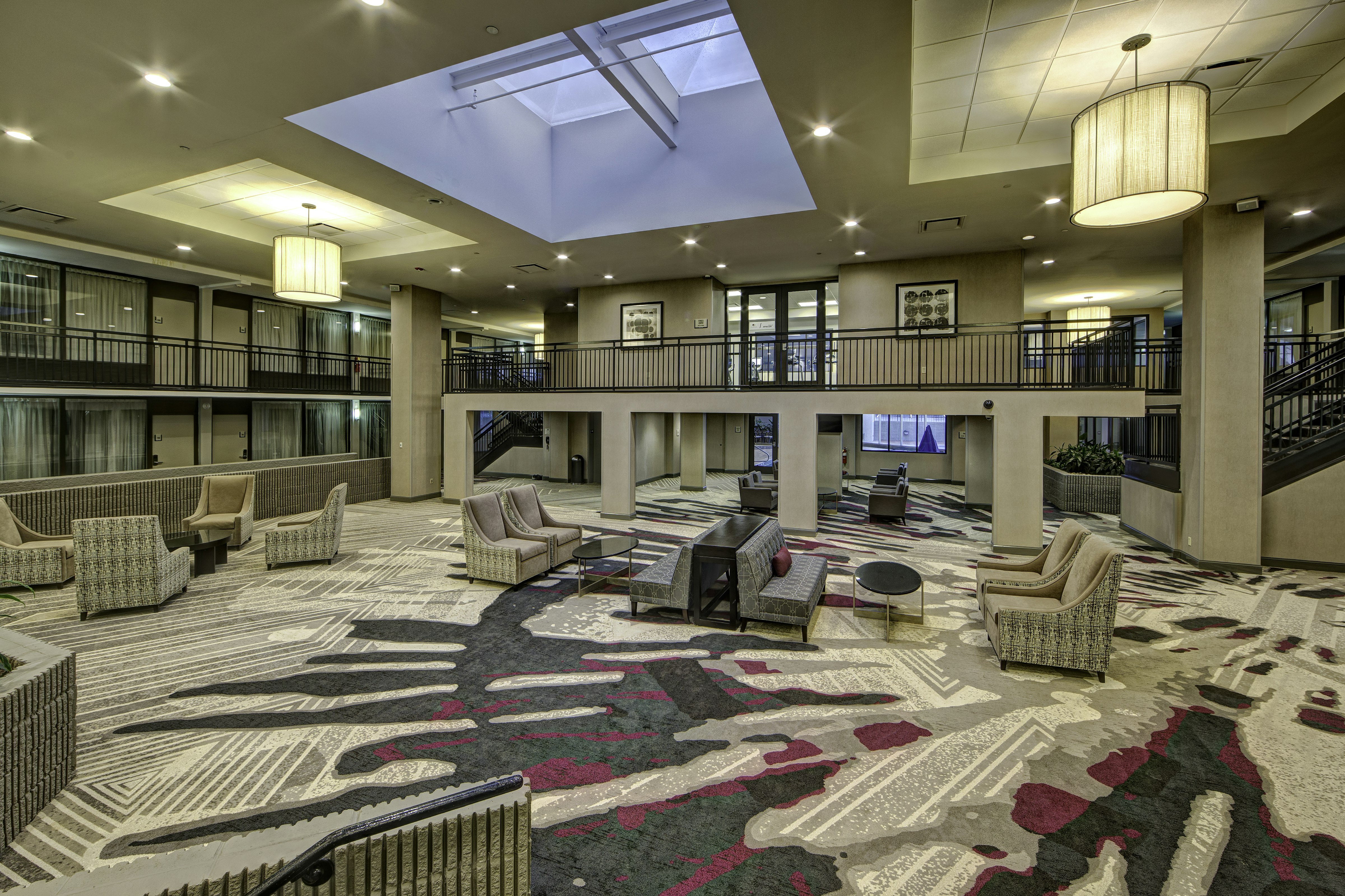 Doubletree By Hilton Hotel Decatur Riverfront 11/23