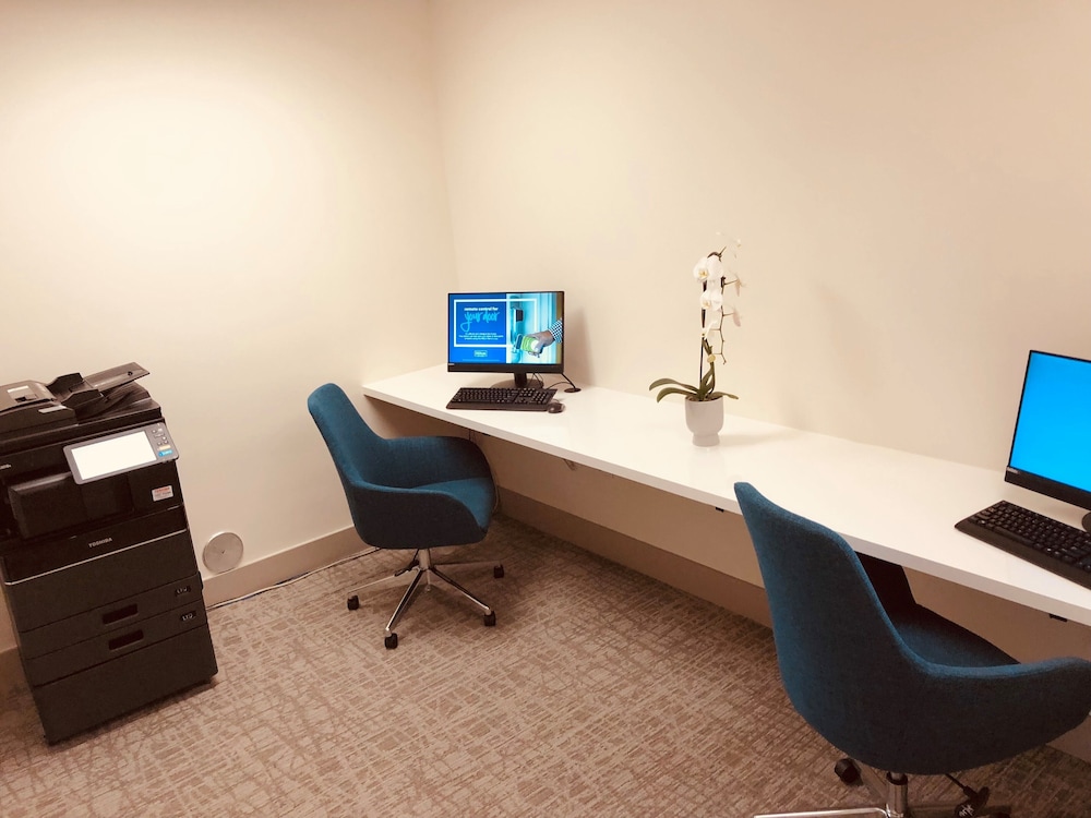 Hilton Garden Inn Miami Airport West 58/64