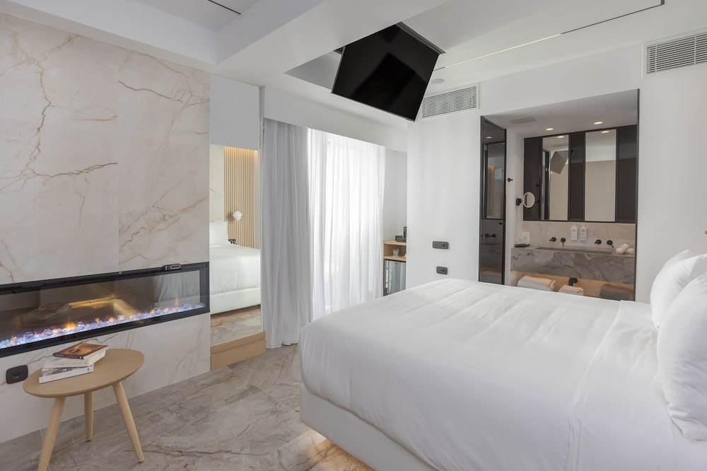 Ethereal White Resort Hotel & Spa Adults Only 16+ 35/81