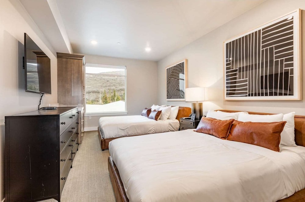 STANDARD, MOUNTAIN VIEW