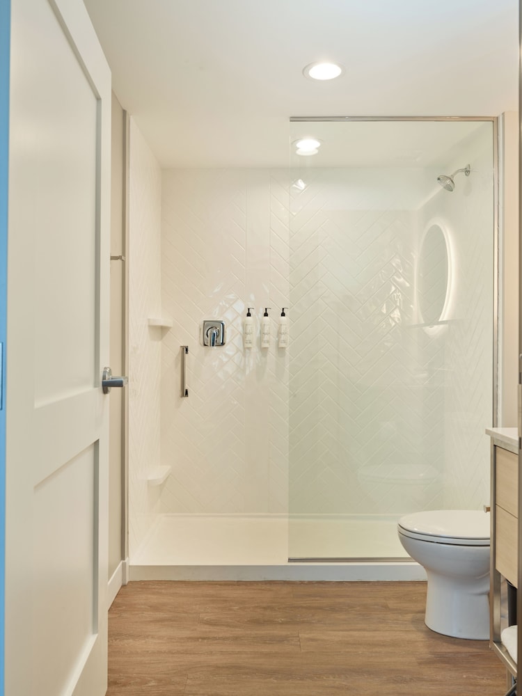 TownePlace Suites by Marriott Hixson 38/40