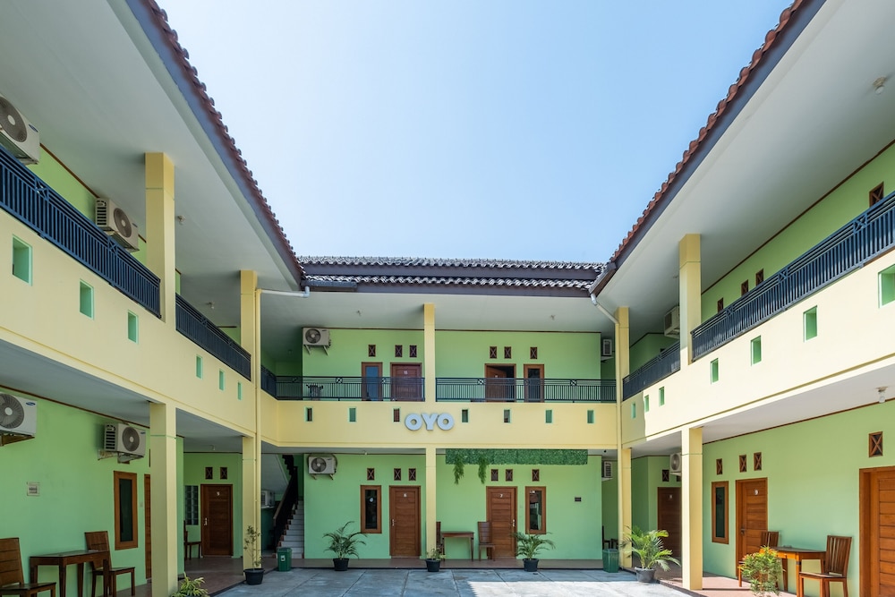 OYO 1399 Cemara Residence Syariah 4/39