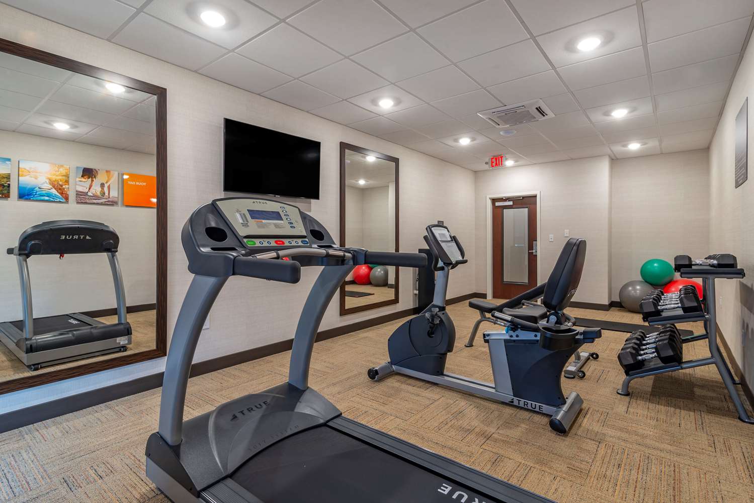 Comfort Suites Newnan GA 34/42