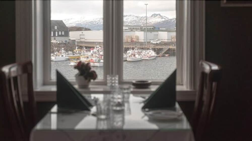 Hotel Framtid 18/40