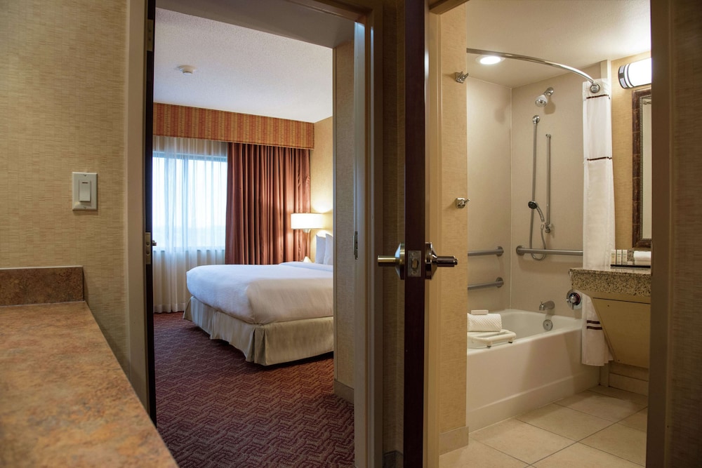 Embassy Suites by Hilton Charlotte Concord Golf Resort & Spa 21/74