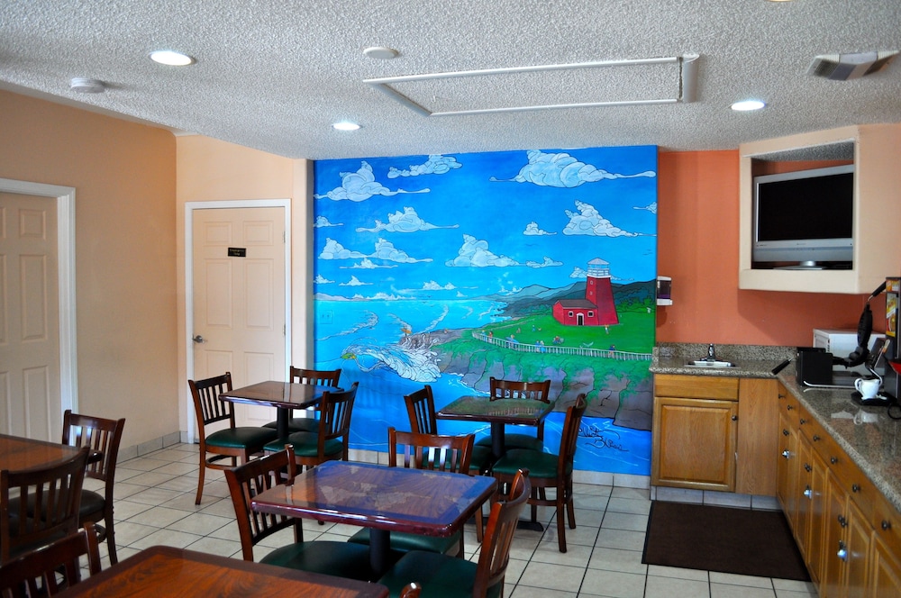 SureStay Hotel by Best Western Santa Cruz 49/54