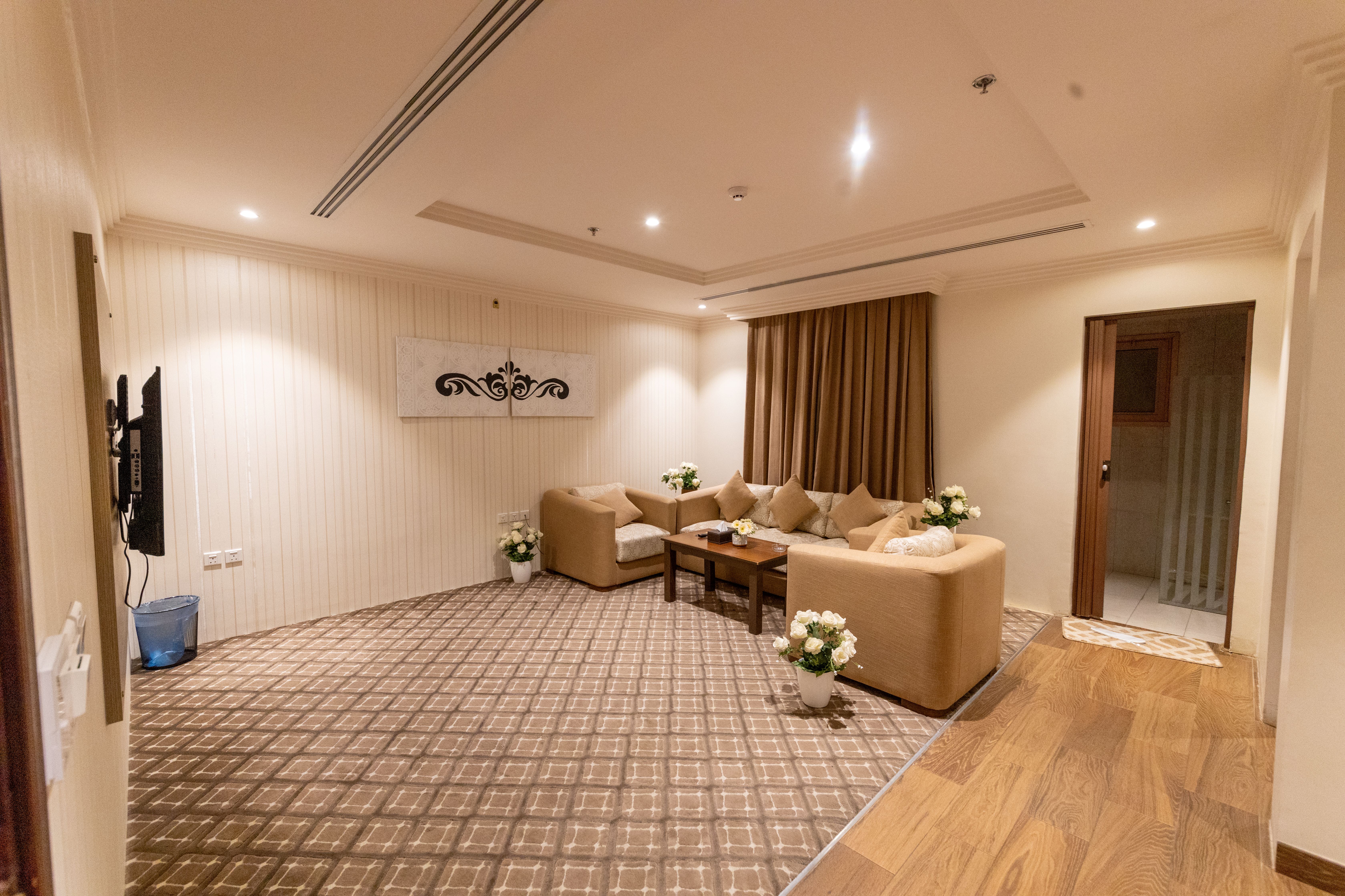 برج الحياة للوحدات الفندقيه العليا(Burj Al Hayat Hotel Suites-Al Olaya) 19/46