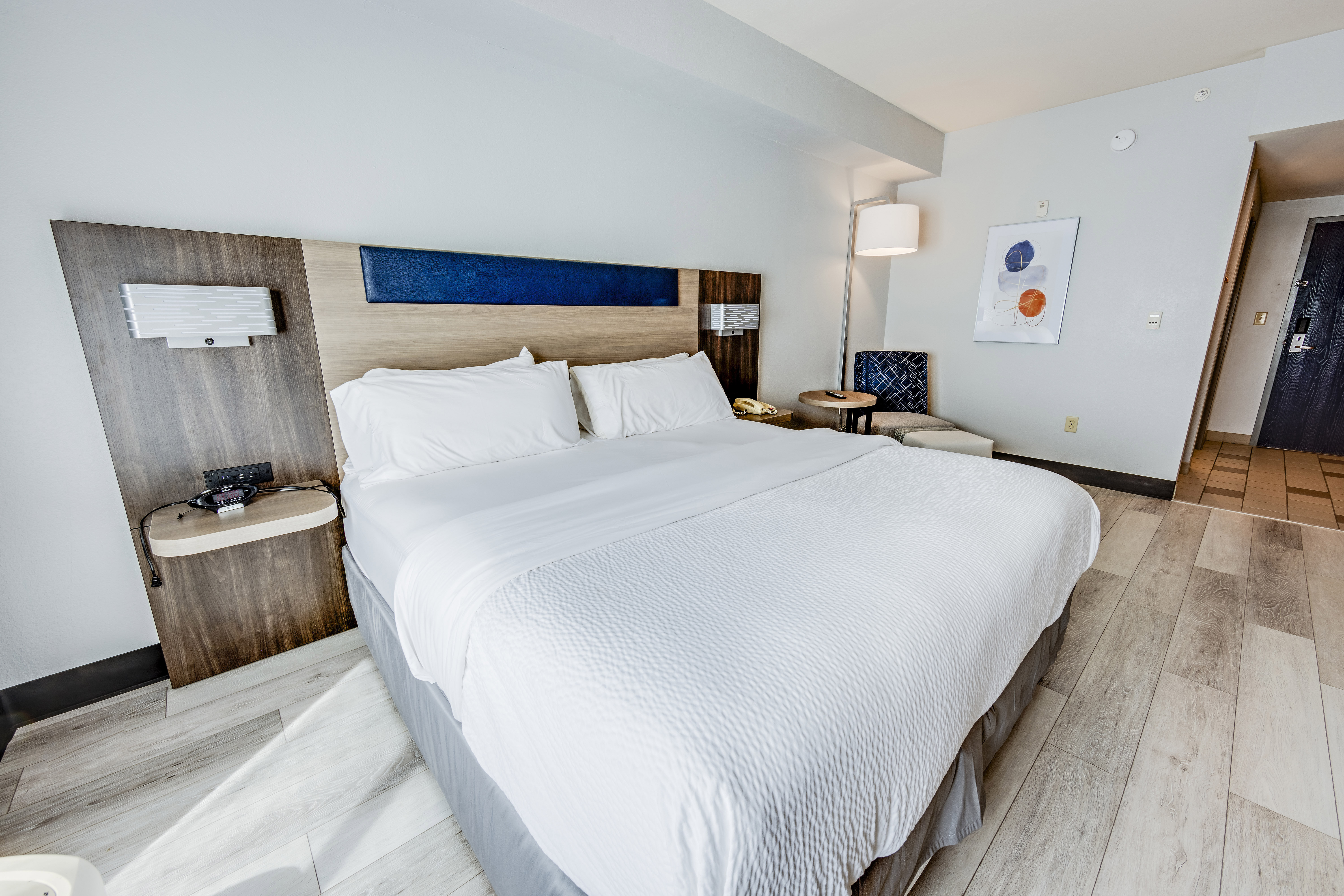 Leisure, King Bed