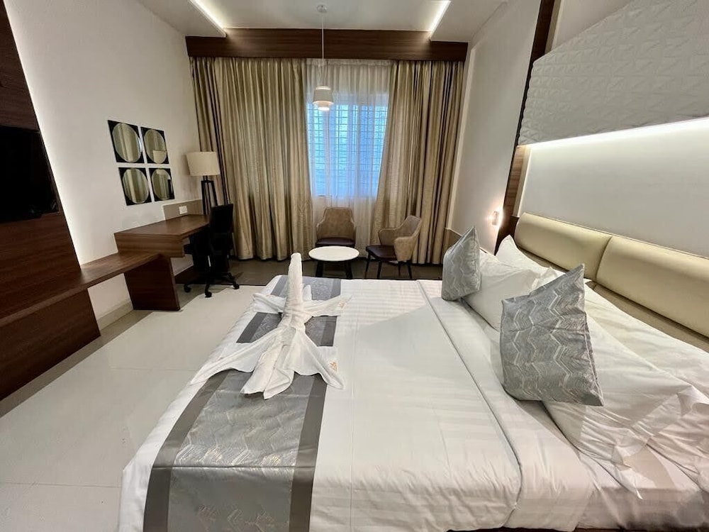 Kyriad Prestige, Ilkal 27/54