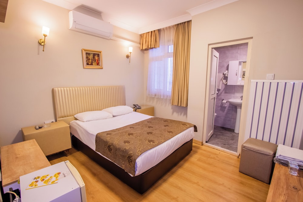 ECONOMY, DOUBLE BED