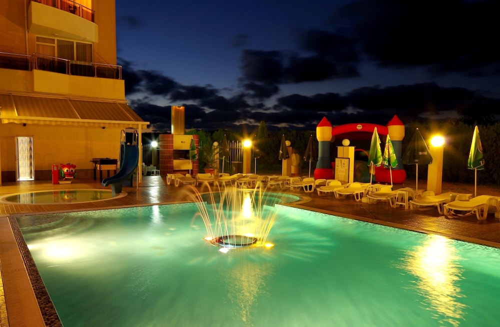 Plamena Palace 48/50