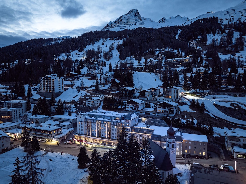 Seehof Hotel Davos 70/72