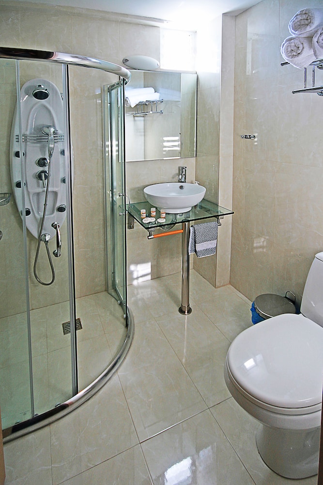 Lotus Rise Hotel - Adults Only 47/50