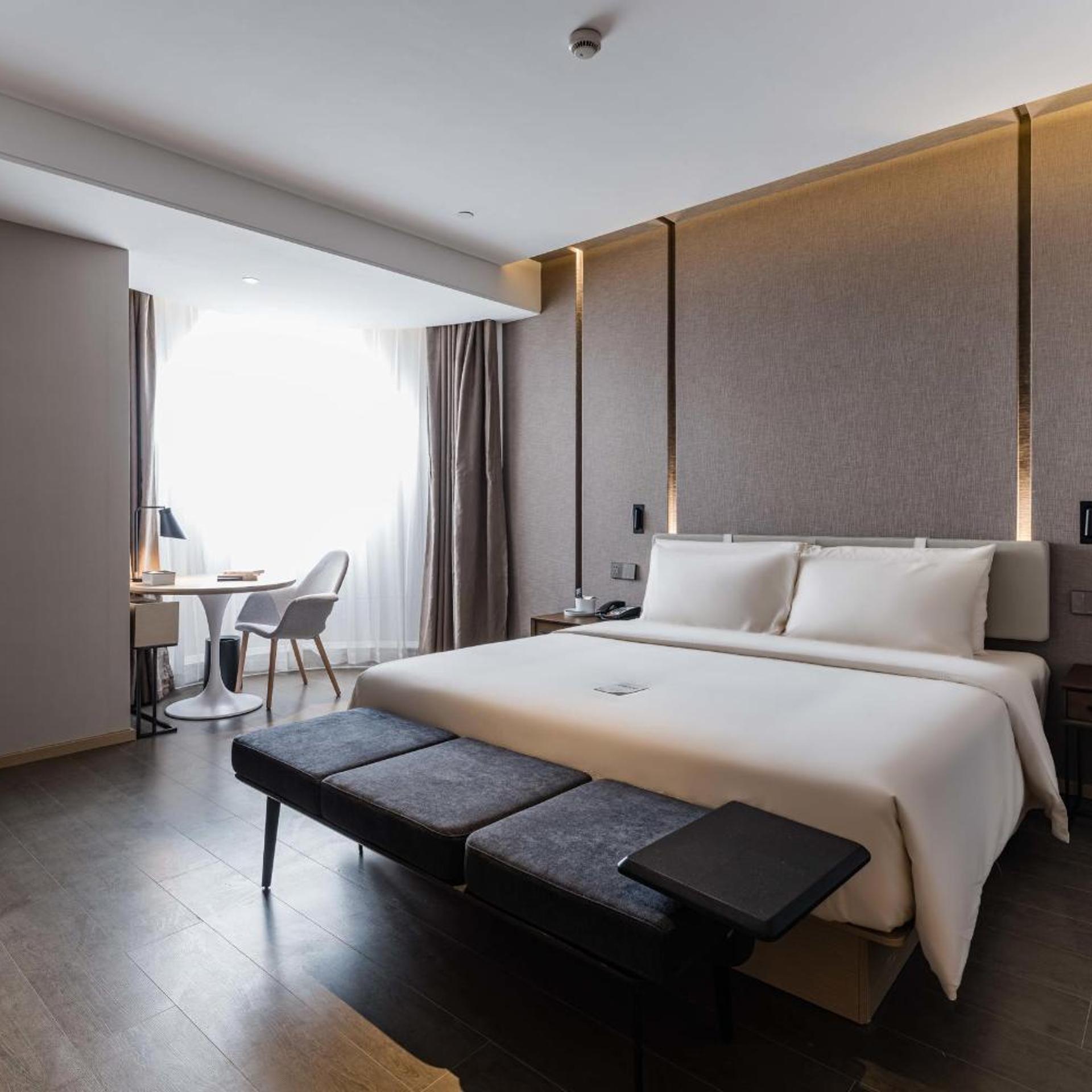 Atour Hotel (Xiangshan People's Square) 6/52