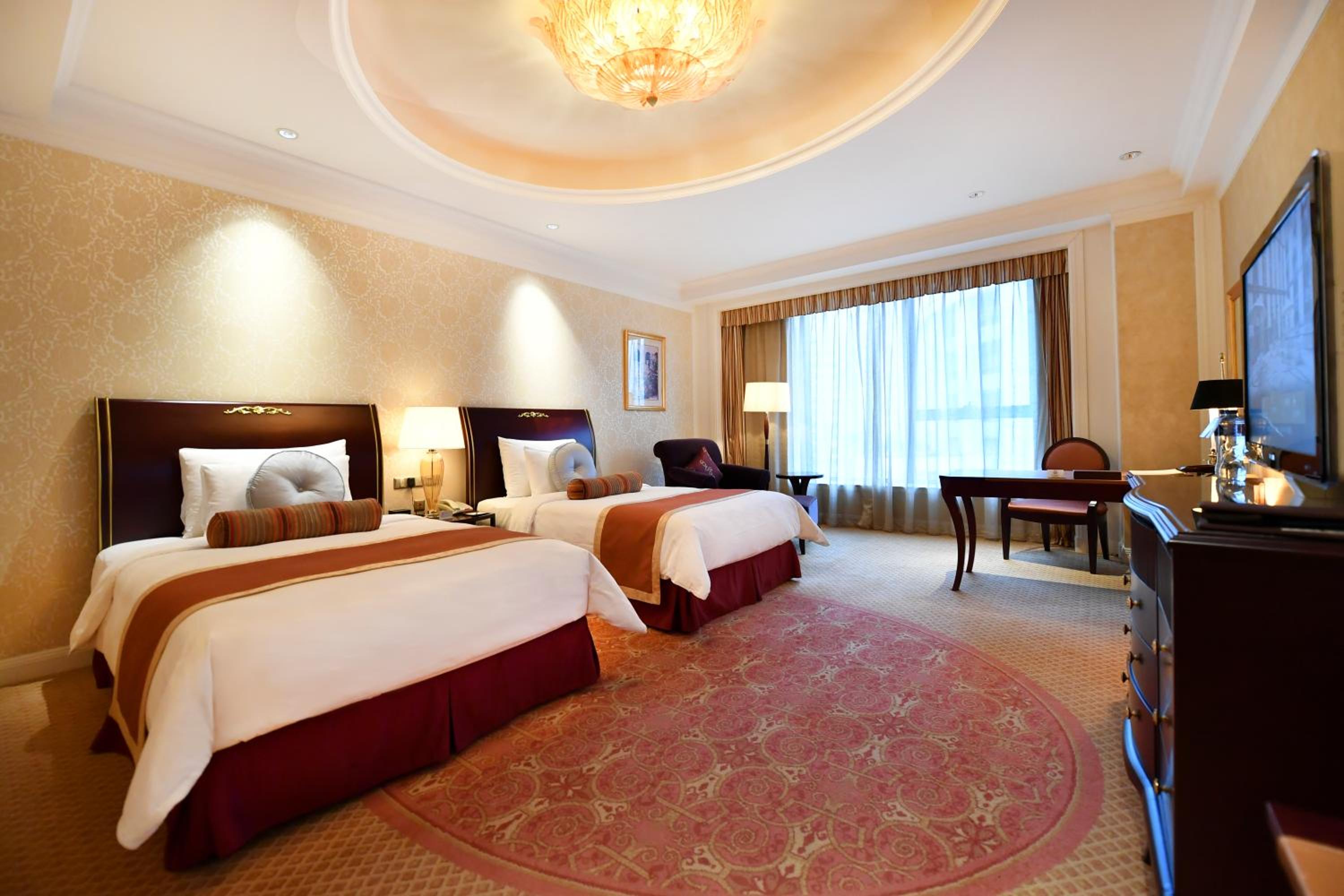 Business, Deluxe, 2 Double Beds