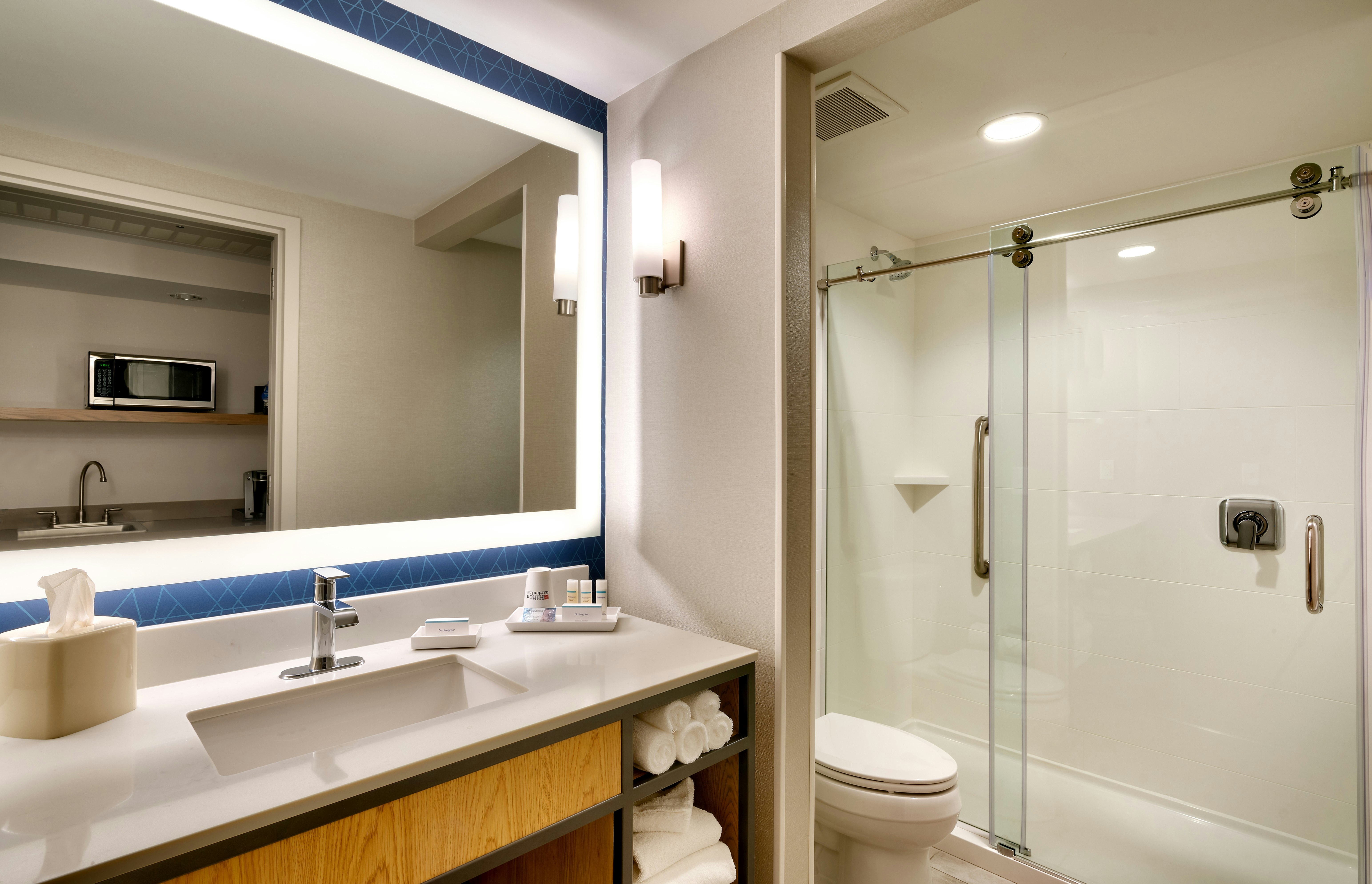 جناح بزنس بسرير كينج، Hilton Garden Inn Bozeman 2/3