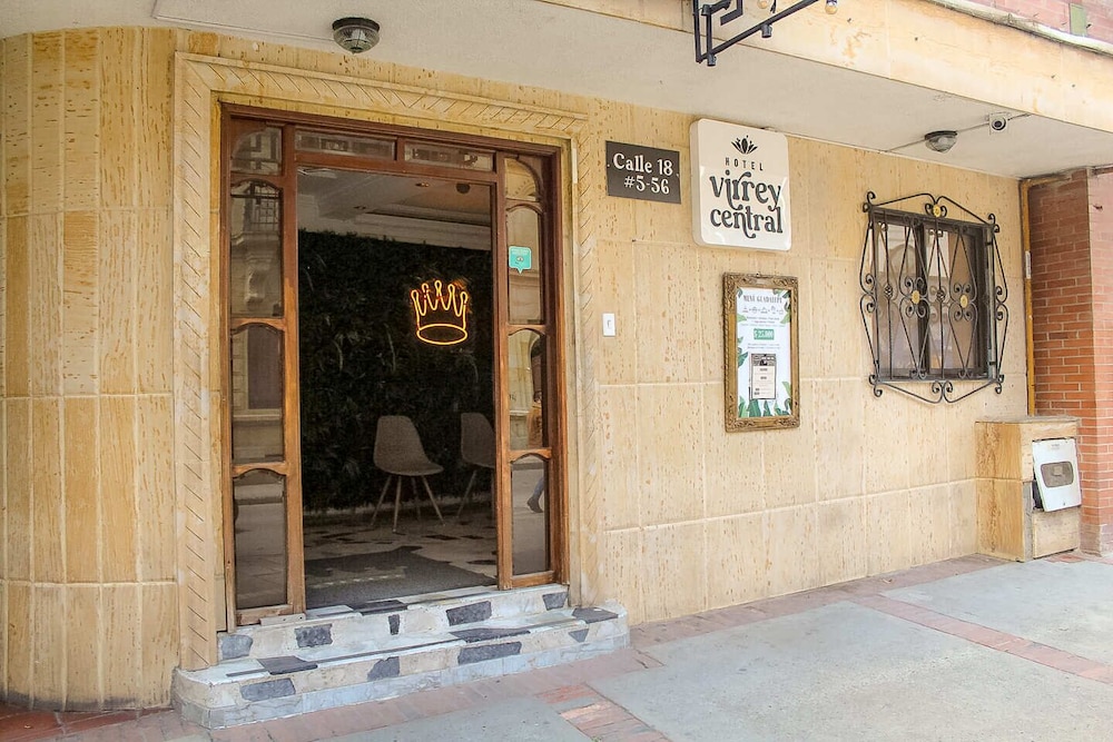 Ayenda 1066 Virrey Centro 3/59