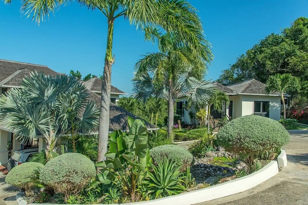 Nianna Luxurious Villa 62/74