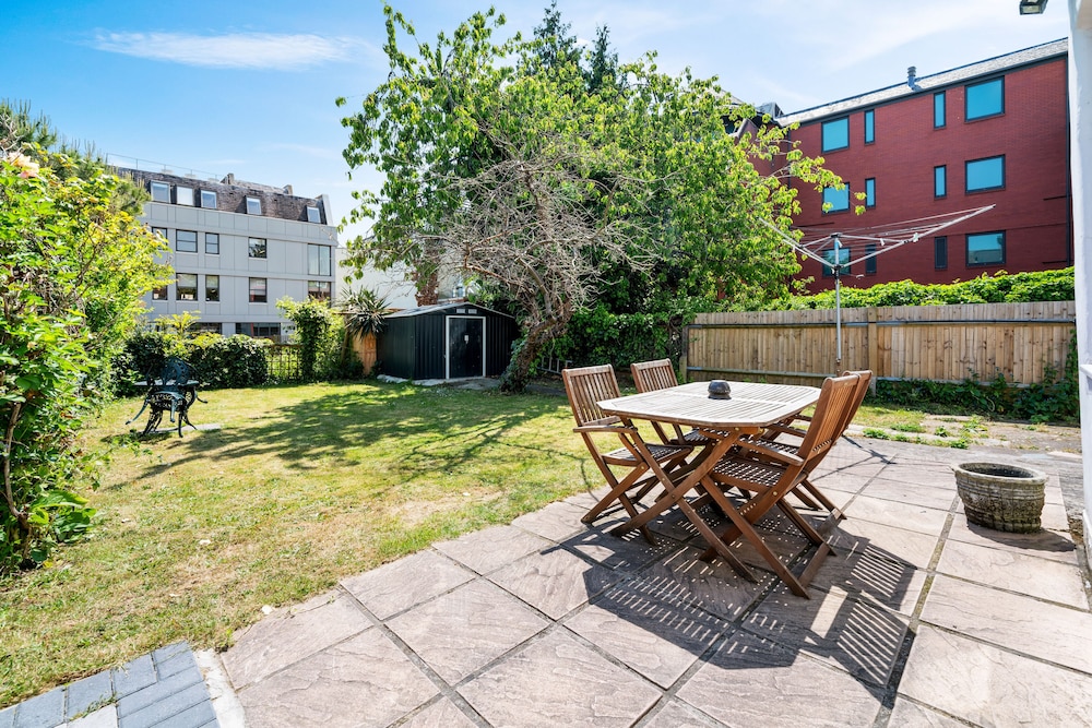 Wimbledon Holiday Lets 46/50
