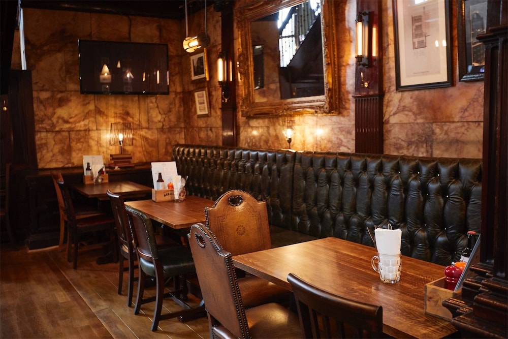 The Counting House 35/50