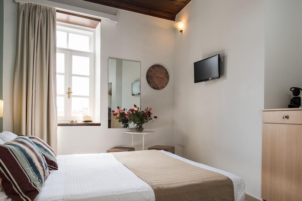 Harismari Cozy Hotel 15/50