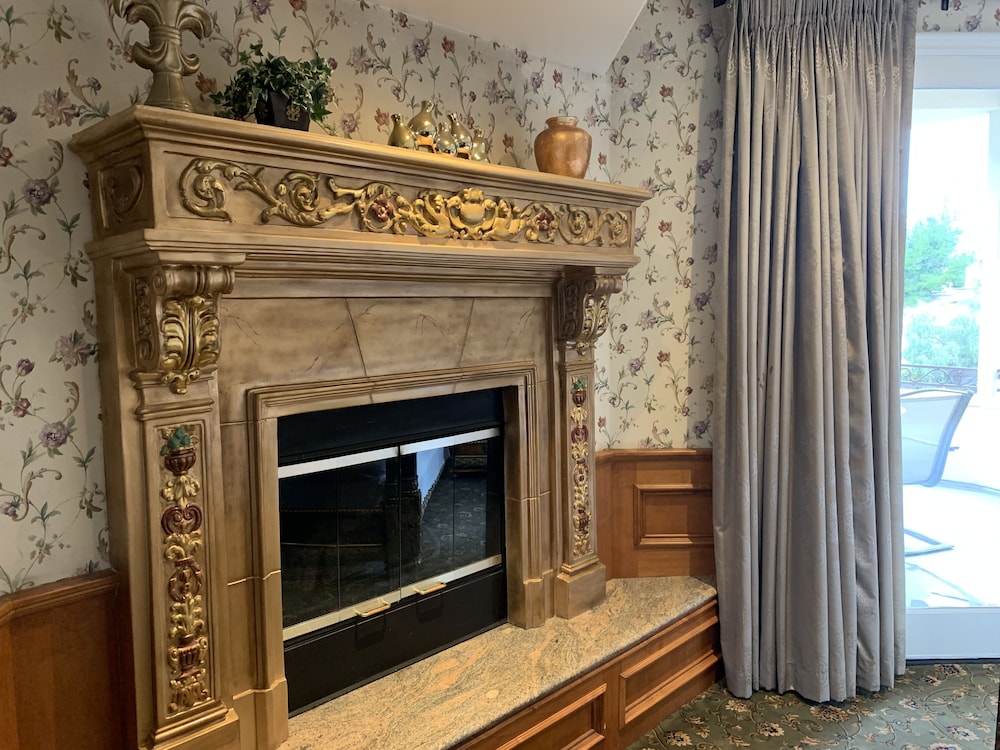 Inn at Churon Winery 30/50