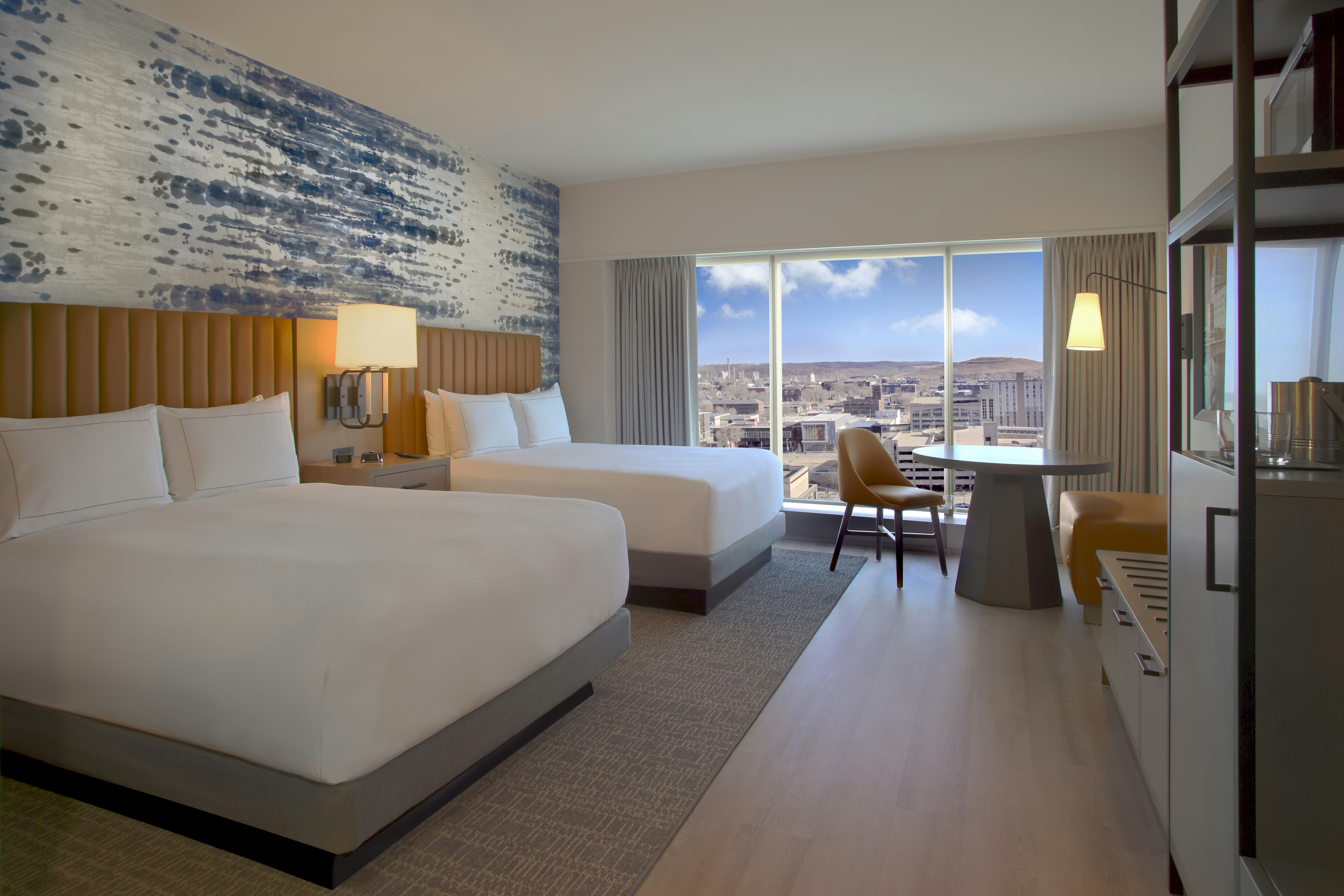 ROOM, 2 QUEEN BEDS, CITY VIEW, ACCESSIBLE