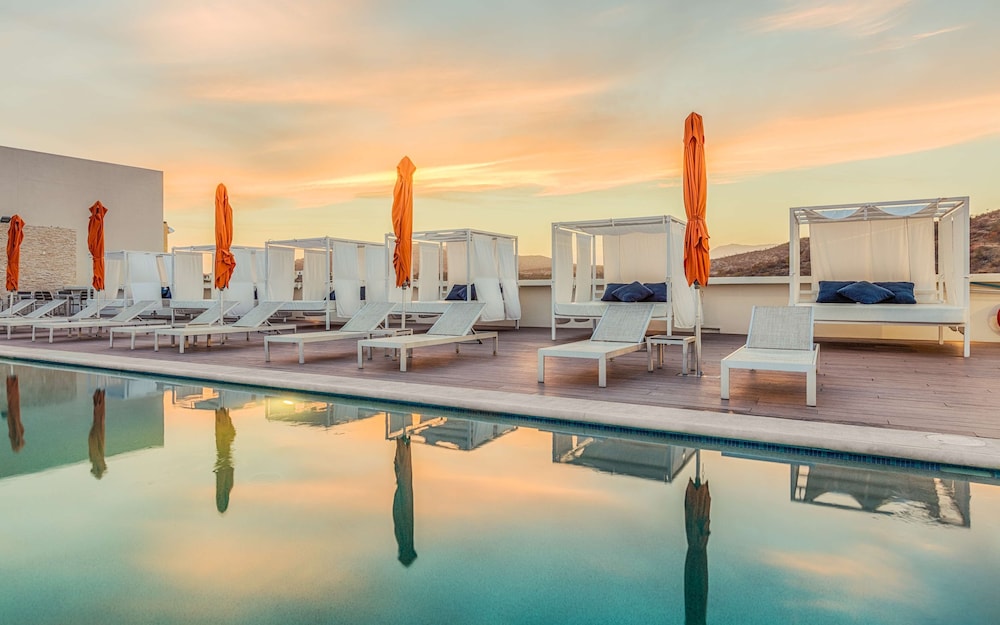 Hampton Inn and Suites by Hilton Los Cabos 34/55