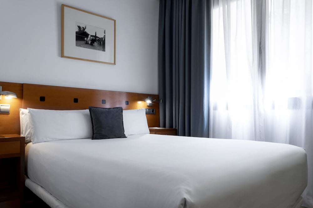 Petit Palace Cliper Gran Via 17/50